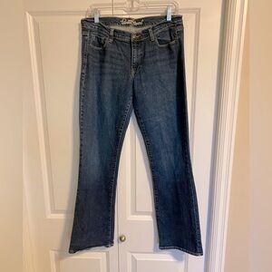 Old Navy sweetheart bootcut jeans